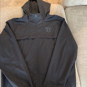Under Armour Men's Dark Windbreaker
